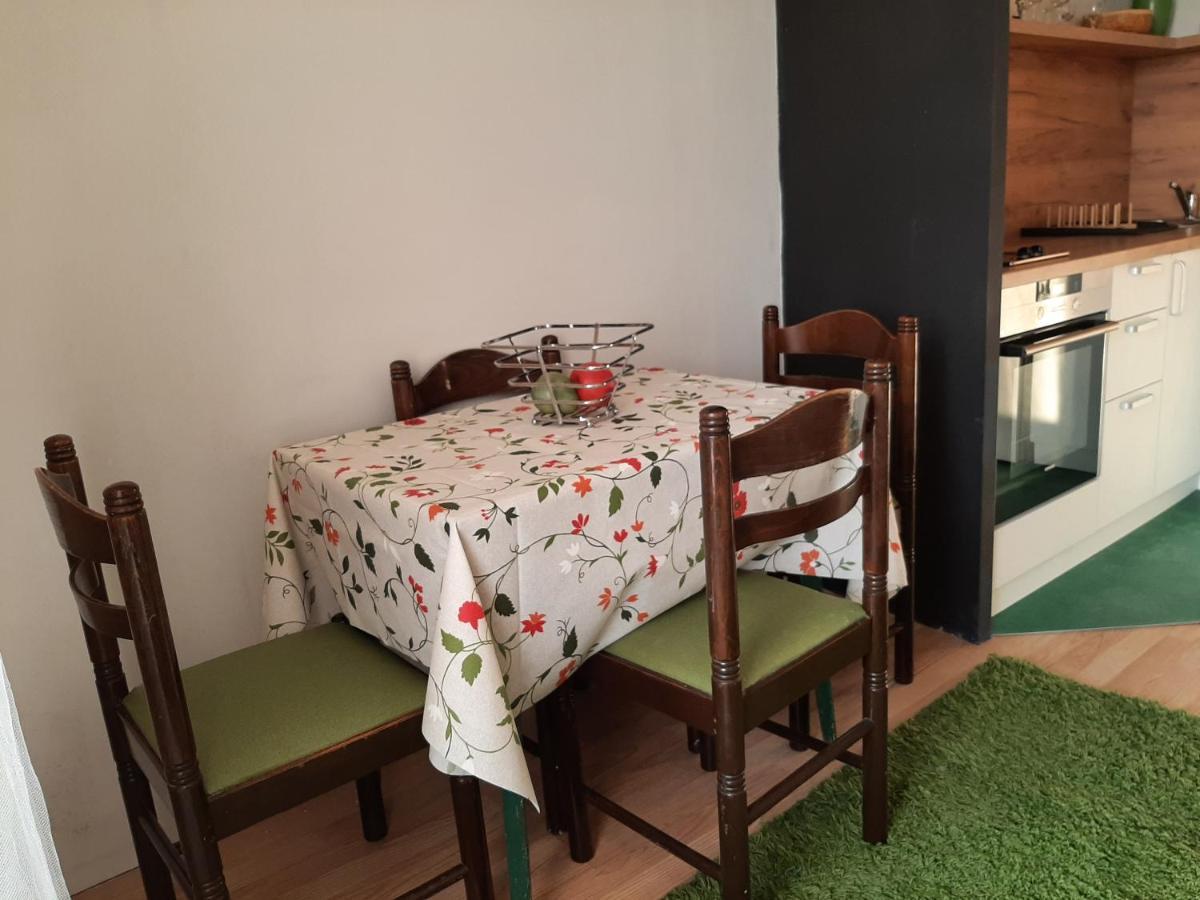 Apartamento Vuk Čačak Exterior foto