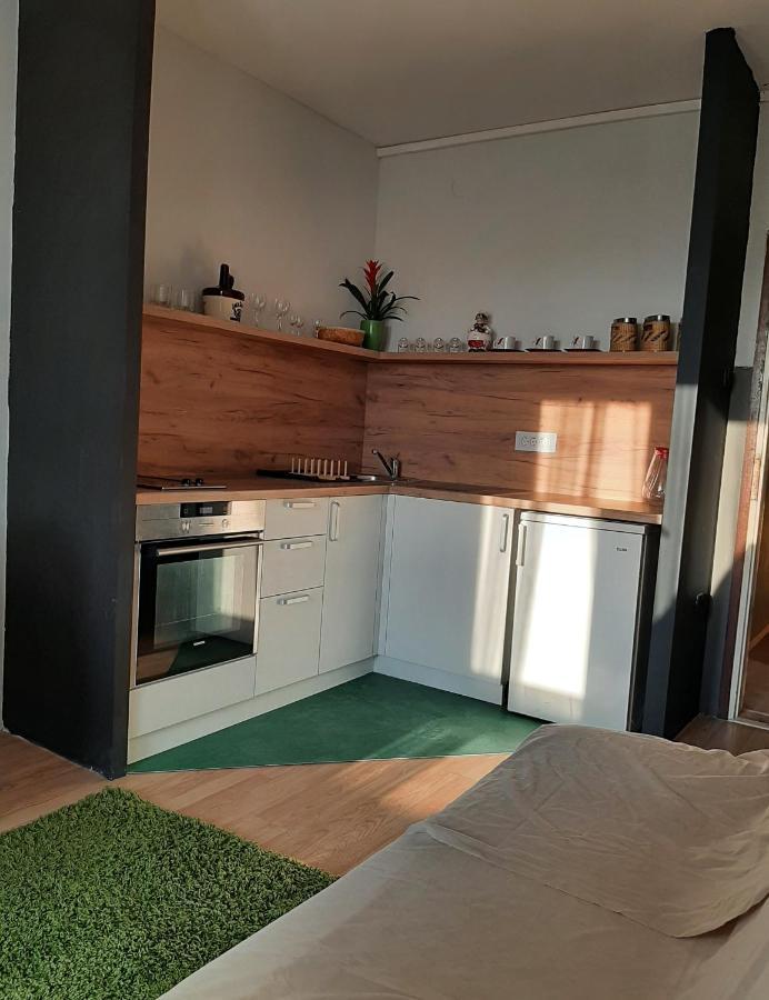 Apartamento Vuk Čačak Exterior foto